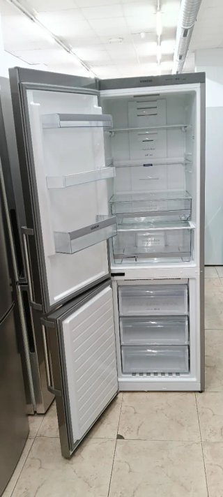 NEVERA COMBI SIEMENS NO FROST ENERGÍA A+