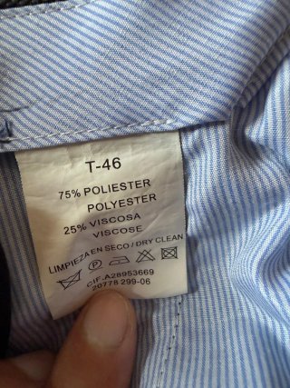 Traje azul marino talla 46