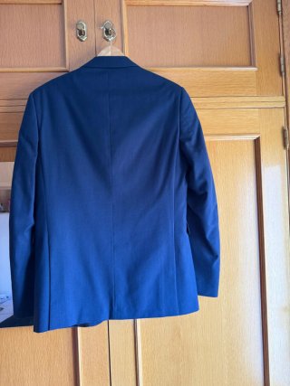 Traje azul marino talla 46