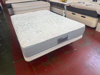 Base retapizada 3D + Colchón Flex 135x190
