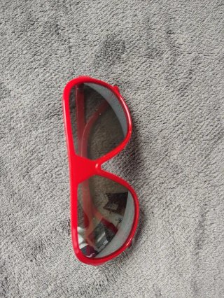 Gafas de sol hombre rojas