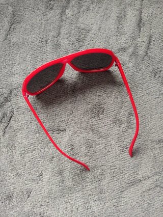 Gafas de sol hombre rojas