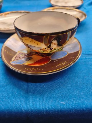 Lote Porcelana Oriental - Peças em Bom Estado