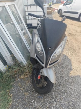 Kymco Super Dink Maxi Scooter