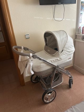 Carrito de bebé 3 piezas marca BEBECAR