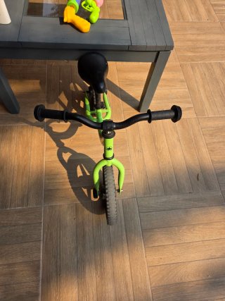 Bici de equilibrio Sawyer verde