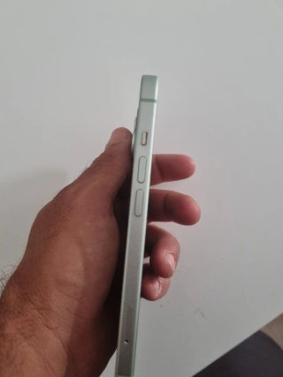 iPhone 15 128 GB