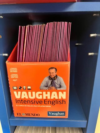 Libros Vaughan English + CD Audio