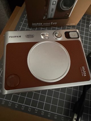 Cámara Fujifilm Instax Mini Evo