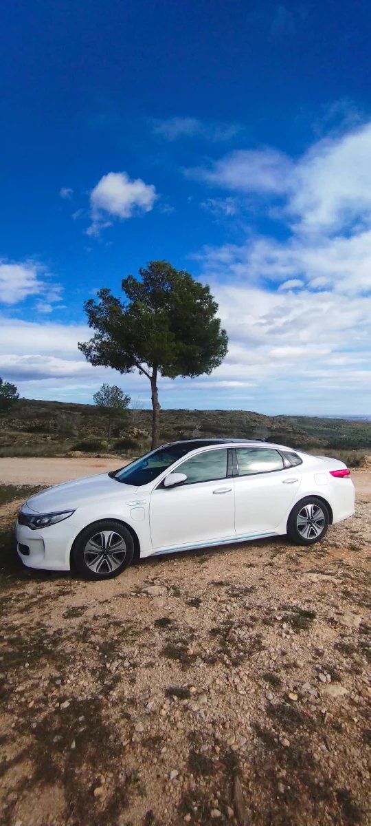 KIA Optima 2018 - foto 1