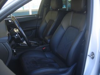 Porsche Macan Macan
