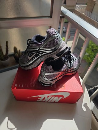 Nike Air Max Moto 2K Morado/Plata