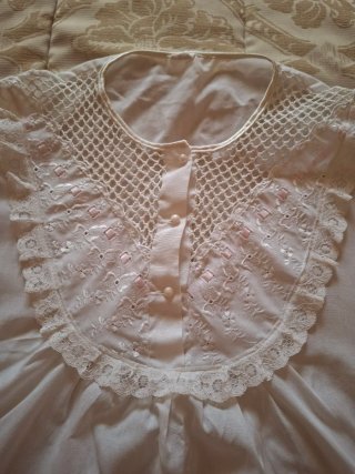 Camisón antiguo encaje y bordado