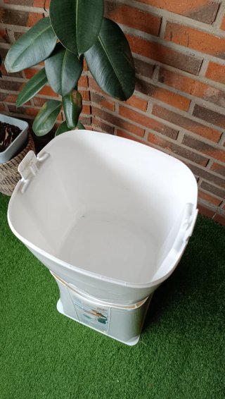 Contenedor de pañales Sangenic