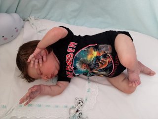 Bebé Reborn Hiperrealista, vinilo y cuerpo de tela