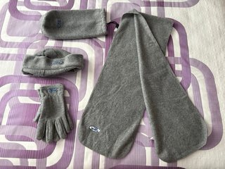 Conjunto Ford: Gorro, Bufanda y Guantes