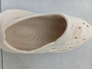 Chanclas cerradas blancas talla 37-38.