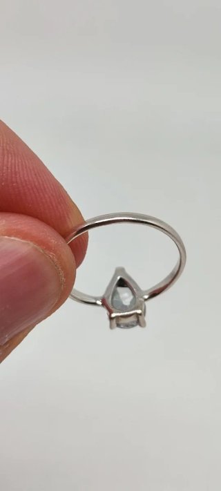 Anillo de Plata y Topacio Místico.