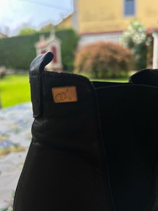 Botines negros tachuelas T41