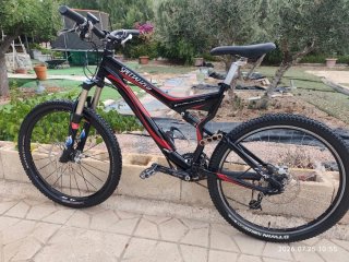 Bicicleta Specialized Full Suspension