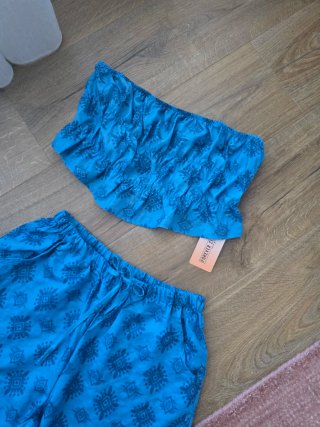 Conjunto top y pantalón estampado azul