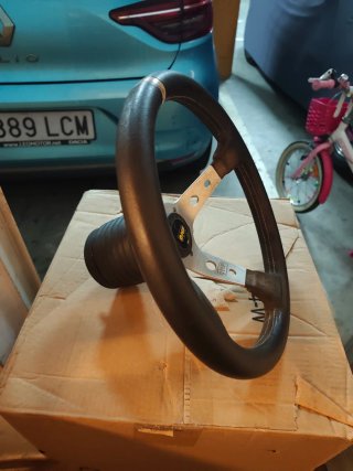 Volante OMP Desplazado