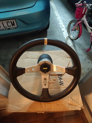Volante OMP Desplazado