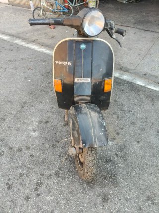 Vespa PK75-125 Negra para restaurar