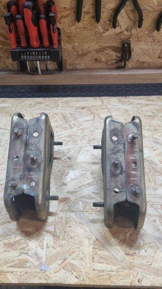 2 Soportes Parachoques Seat Marbella 10€ unidad