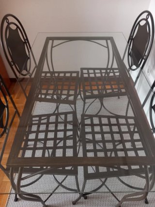 Mesa y 4 Sillas de Forja
