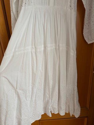 Vestido blanco Zara bordado