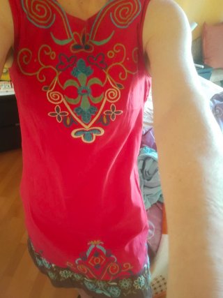 Vestido sin mangas bordado