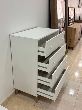 Cómoda 4 cajones madera