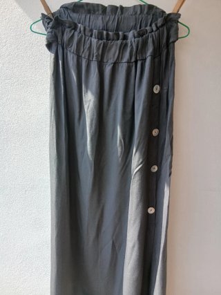 Falda larga gris de verano