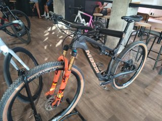 Bicicleta Massi Aire sl Carbono Tope Gama 2023