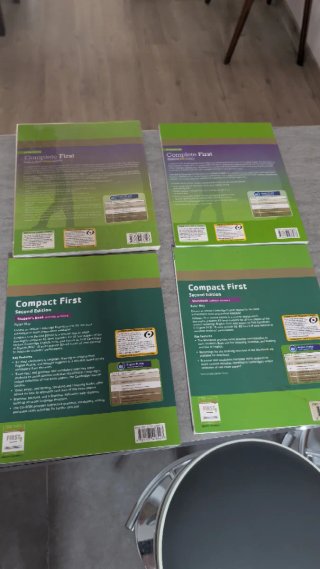 Libros Cambridge English Complete First