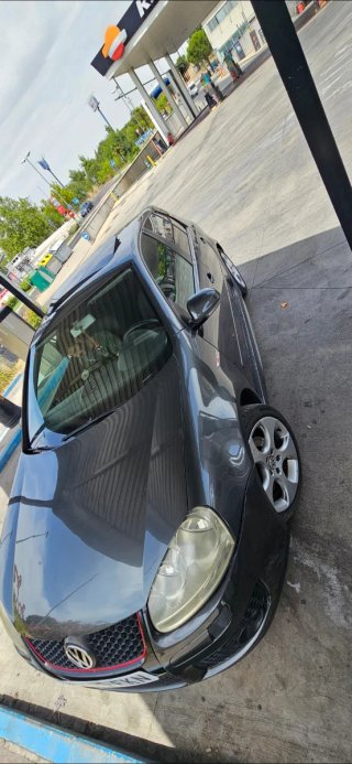 Volkswagen Golf 2004