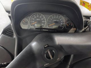 Suzuki Burgman 400 Maxi Scooter Plata