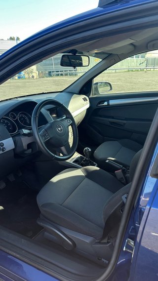 Opel Astra 2007