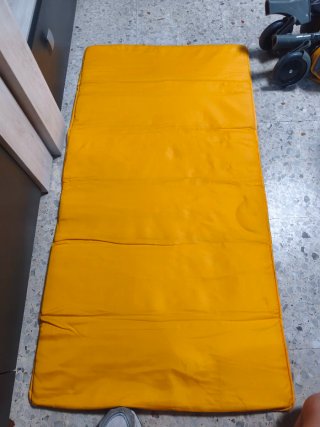 Cuna de viaje plegable
