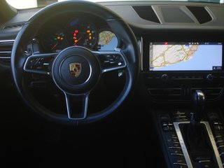 Porsche Macan 2021