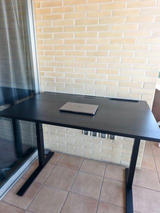 Escritorio Elevable IKEA MITTZON Negro