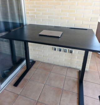 Escritorio Elevable IKEA MITTZON Negro