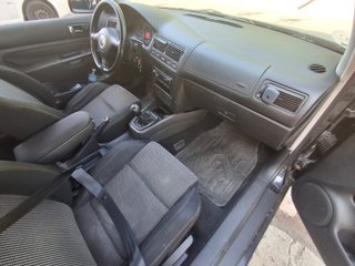 2001 Volkswagen Golf 1.6 Gasolina 186,000km