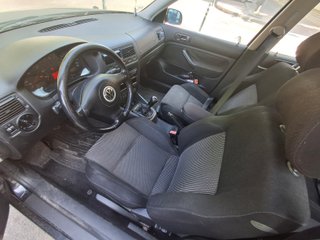 2001 Volkswagen Golf 1.6 Gasolina 186,000km