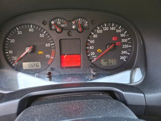 2001 Volkswagen Golf 1.6 Gasolina 186,000km