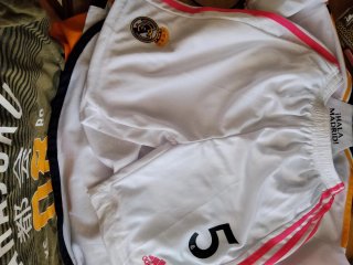 Equipaciones Real Madrid Naranja  y blanca