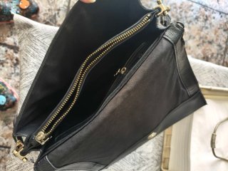 Bolso Desigual Negro con Diseño Floral
