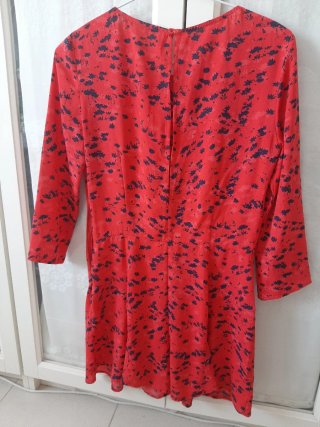 Vestido Bershka rojo estampado talla M