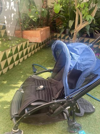 Bugaboo Bee 5 negro capota Granate